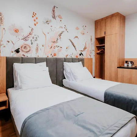 Kwatera Myśliwska Czarne 3* Karszanek