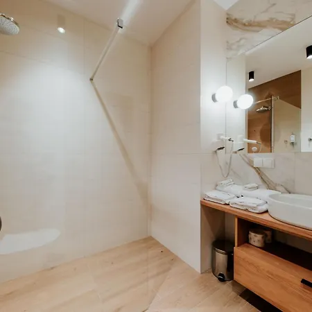 Kwatera Myśliwska Czarne Pensjonat 3*