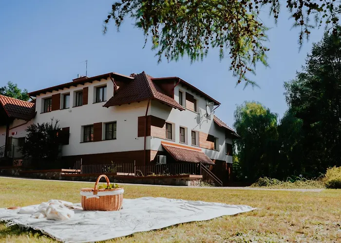 Penzion Kwatera W Lesniczowce Czarne 3*