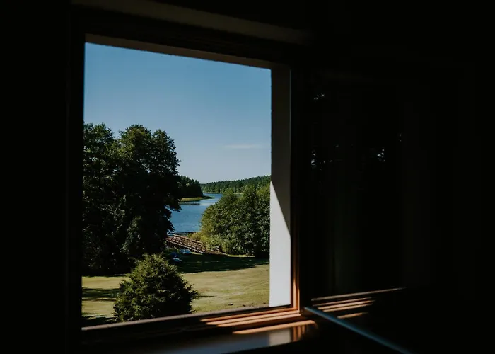 Kwatera W Lesniczowce Czarne Penzion Karszanek