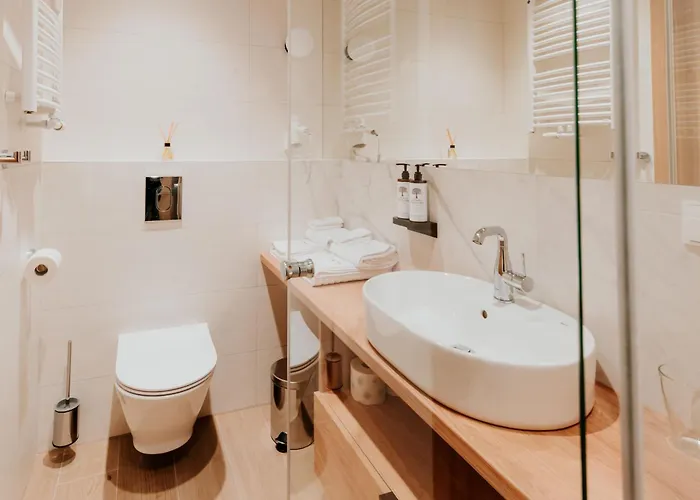 Kwatera W Lesniczowce Czarne 3* Karszanek