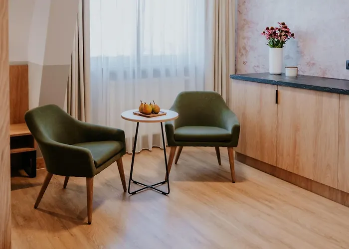 Kwatera W Lesniczowce Czarne Penzion 3*