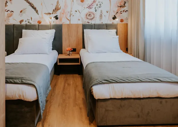 Kwatera W Lesniczowce Czarne 3*